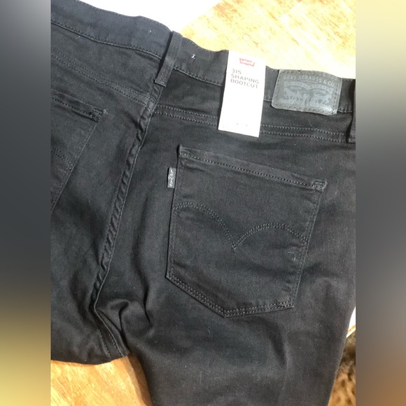 🖤LEVI JEANS🖤 - Picture 5 of 6